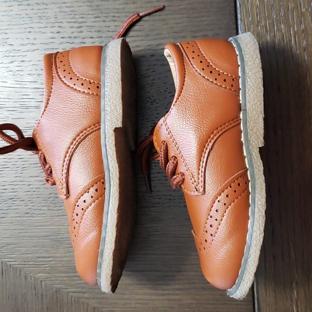 Shoes - Picture 5 of 7